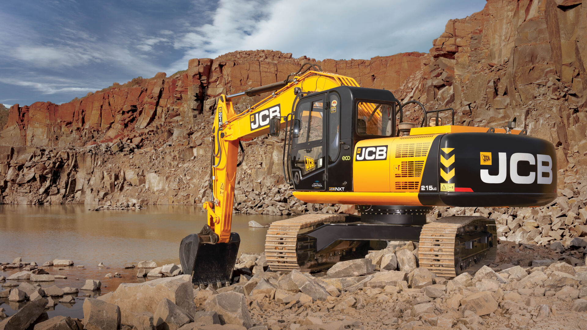 215 NXT Tracked Excavator 